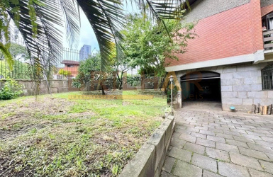 Casa 3 dormitórios comprar bairro Santa Catarina