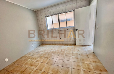Apartamento  2 quartos com suíte locação bairro De Lazzer