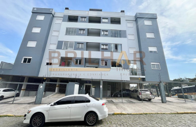 Apartamento para Locação semimobiliado 2 quartos bairro Presidente Vargas