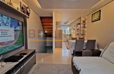 Sobrado triplex  02 dormitórios comprar bairro Bela Vista 