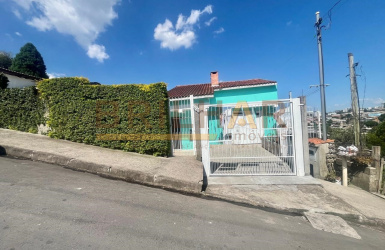 Casa 4 dormitórios para comprar no Cidade Nova