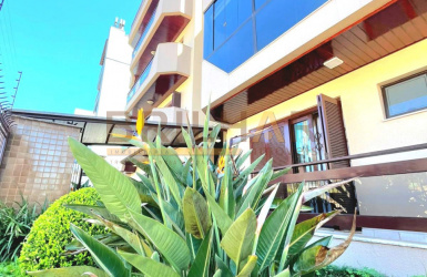 Apartamento semimobiliado 3 dormitórios no Sagrada Família em Caxias do Sul