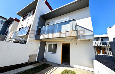Sobrado 3 dormitórios (um suíte) comprar bairro Ana Rech