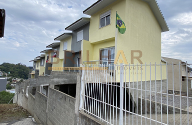 Sobrado 2 dormitórios comprar bairro Nossa Senhora das Graças