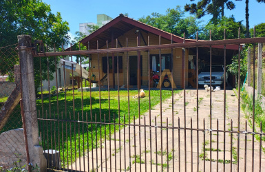 Casa a venda bairro Treviso