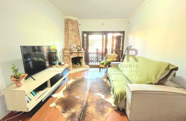 Apartamento semimobiliado 3 dormitórios no Sagrada Família em Caxias do Sul